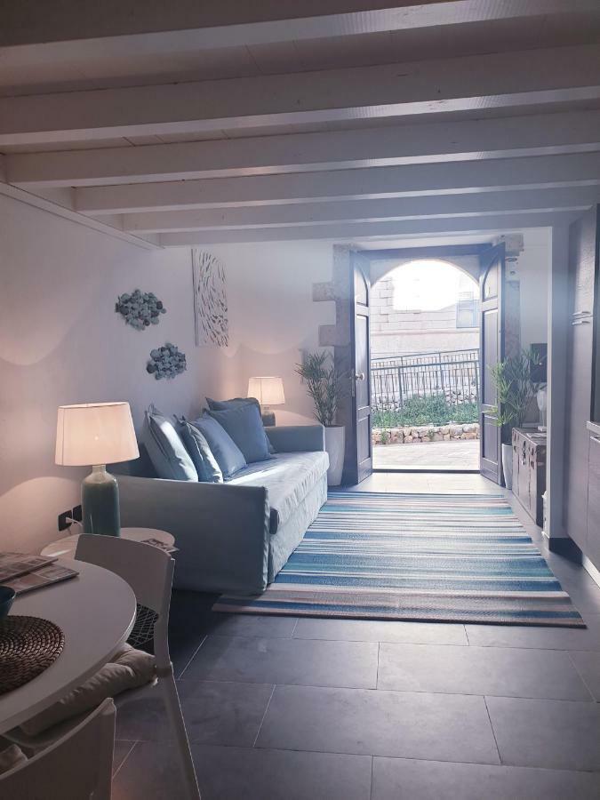 Dimora Montalto,Indipendente Con Terrazzo Privato Villa Syracuse Bagian luar foto