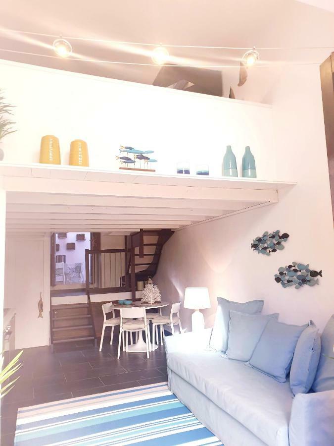 Dimora Montalto,Indipendente Con Terrazzo Privato Villa Syracuse Bagian luar foto